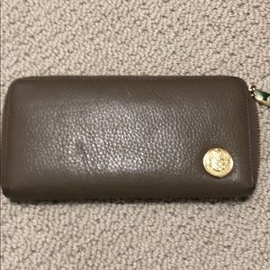 Vince Camuto camel wallet